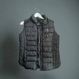 Us Polo Assn Womens Puffer Sleeveless Vest Size M
NWOT